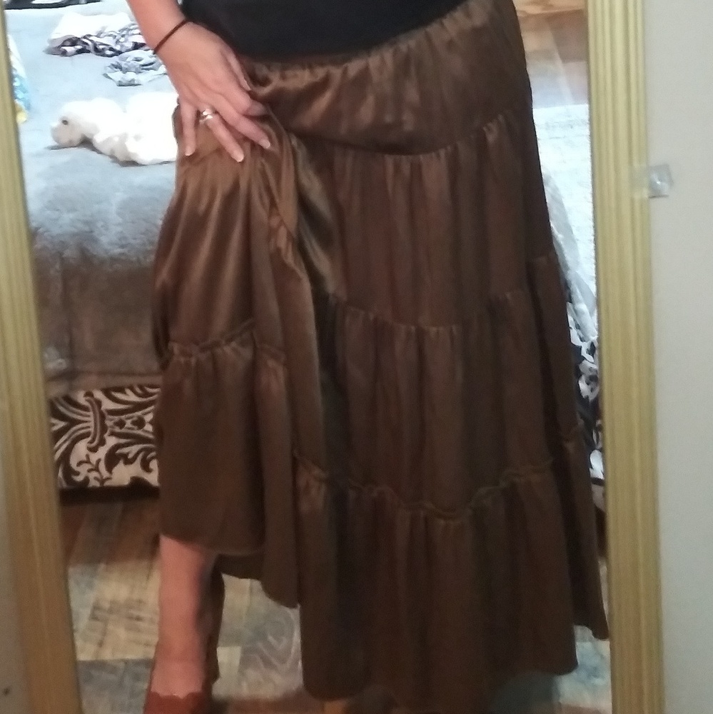 TO THE MAX! *RARE* SILK TIERED BROWN MAXI SKIRT - Picture 5 of 8